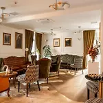 Renesans Apartahotel 3*